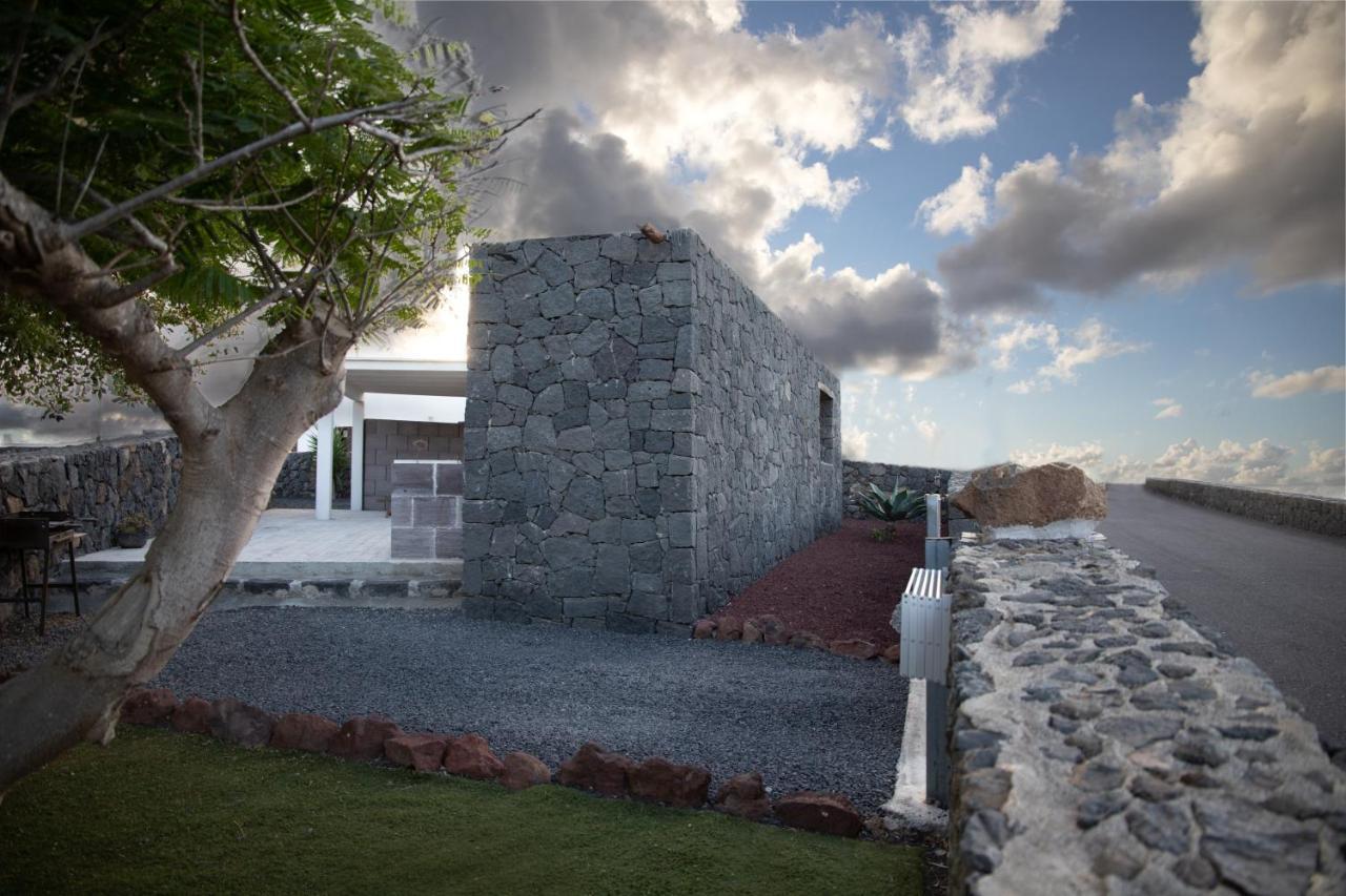 Sun, Relax & Lava, Free Wifi 600Mb, Bbq Villa Tinajo Eksteriør bilde